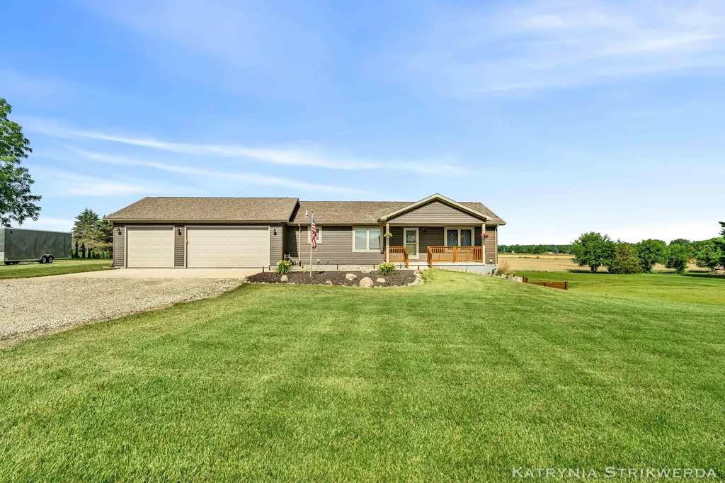 2256 S Cochran Road Carmel Township MI 48813