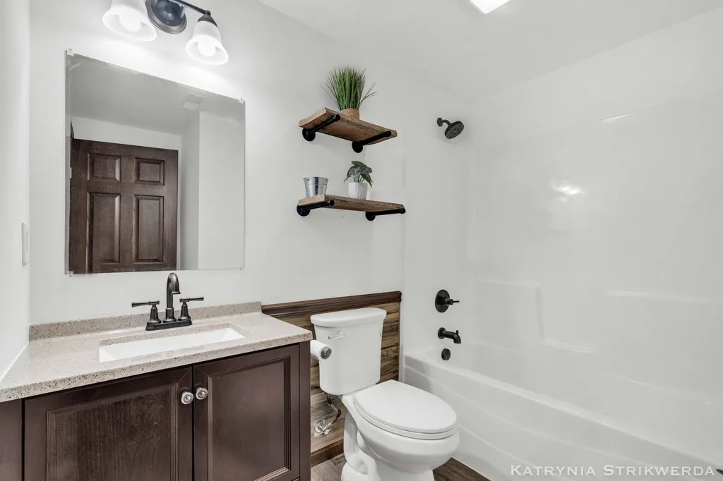 2256 S Cochran Road Carmel Township MI 48813