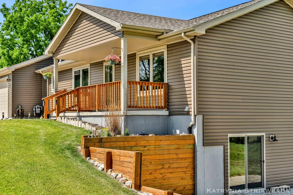 2256 S Cochran Road Carmel Township MI 48813