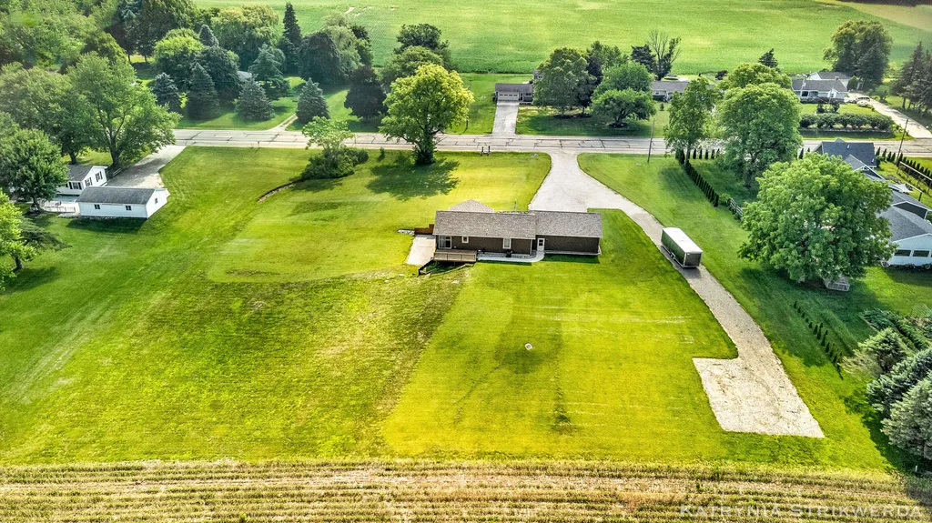 2256 S Cochran Road Carmel Township MI 48813
