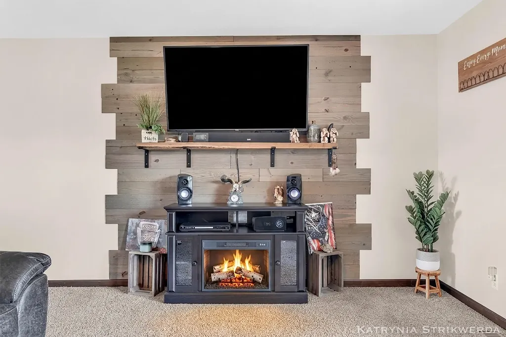 2256 S Cochran Road Carmel Township MI 48813