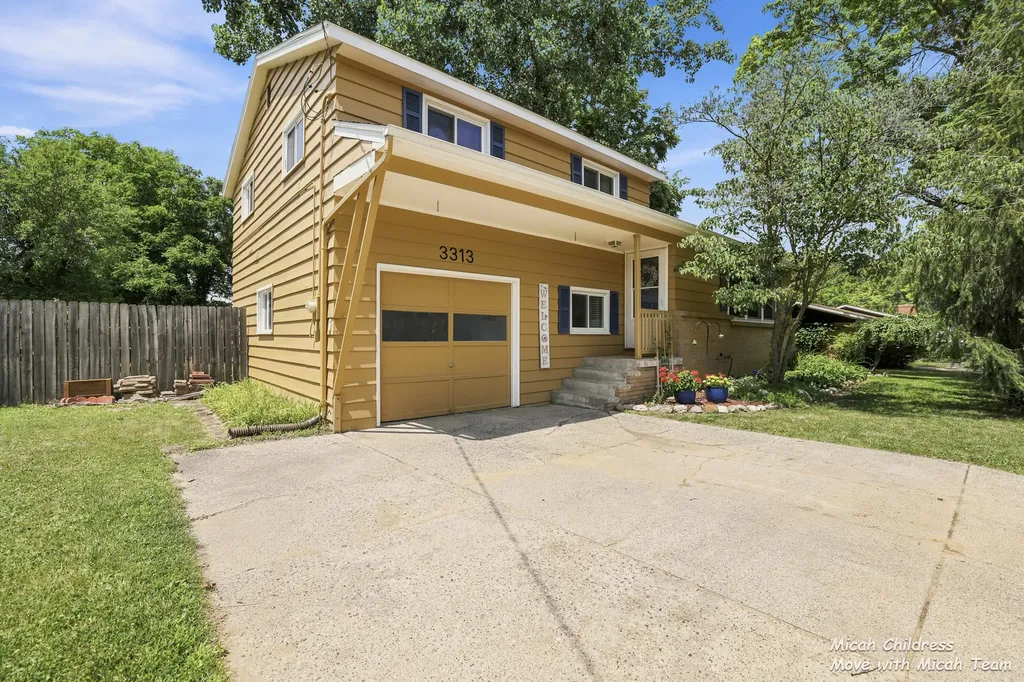 3313 Fuller Avenue SE Grand Rapids City MI 49508