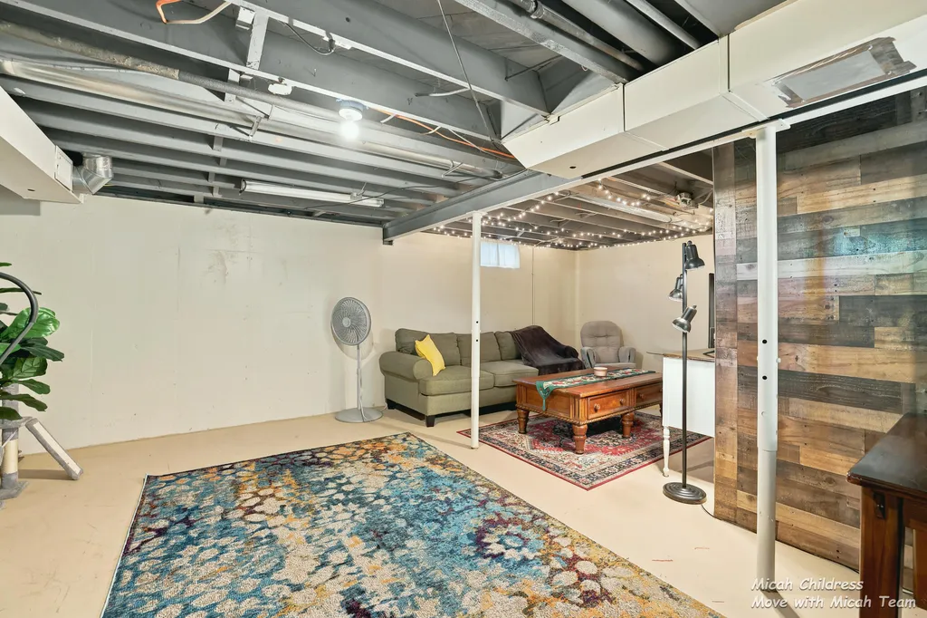 3313 Fuller Avenue SE Grand Rapids City MI 49508