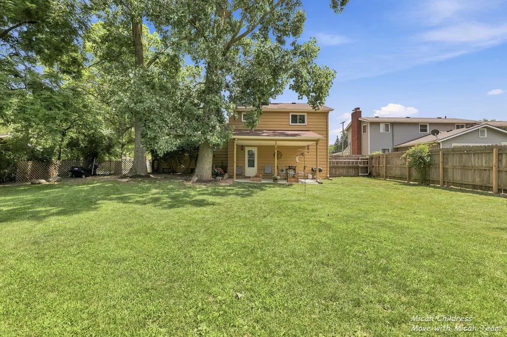 3313 Fuller Avenue SE Grand Rapids City MI 49508