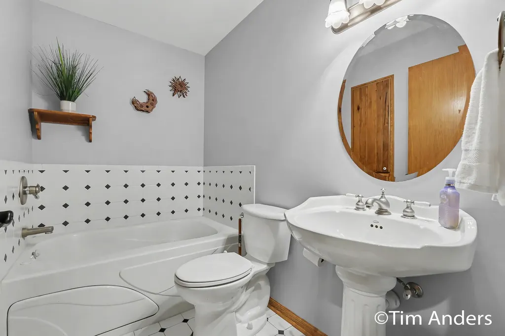 3455 Northkent Pine Drive Tyrone Township MI 49330