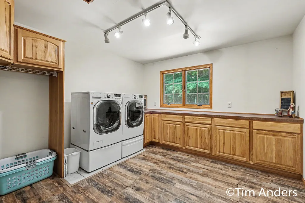 3455 Northkent Pine Drive Tyrone Township MI 49330