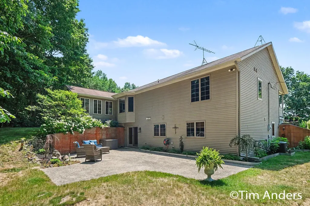 3455 Northkent Pine Drive Tyrone Township MI 49330