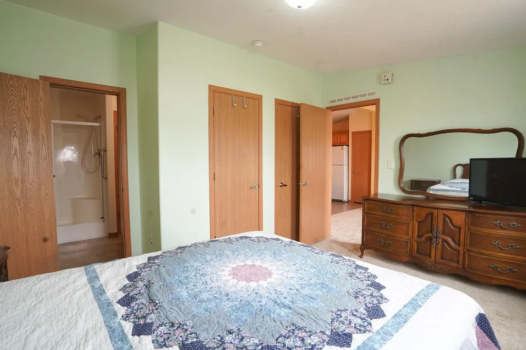 530 E Rainbow Road Newaygo City MI 49337