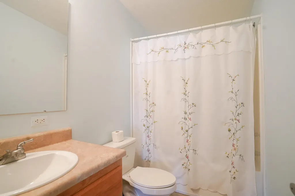 530 E Rainbow Road Newaygo City MI 49337