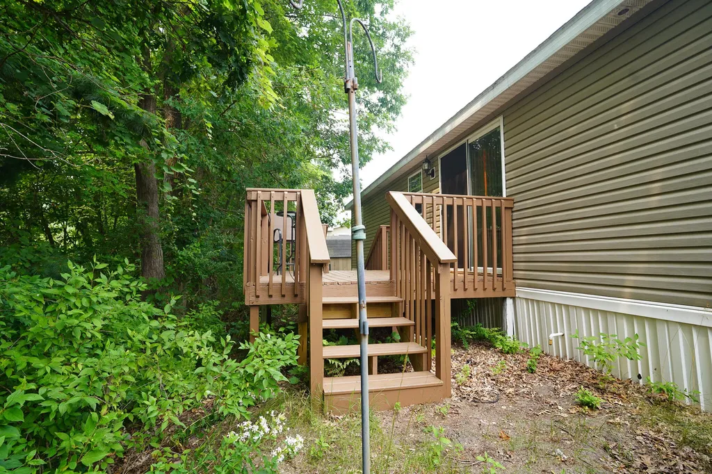 530 E Rainbow Road Newaygo City MI 49337