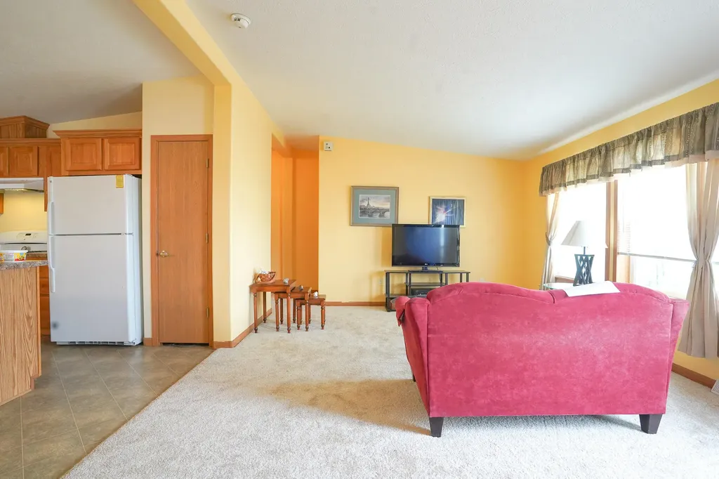 530 E Rainbow Road Newaygo City MI 49337