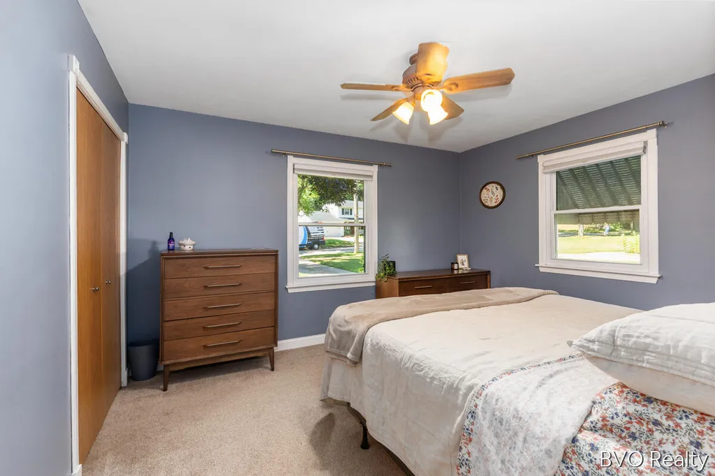 1843 Plymouth Terrace SE Grand Rapids City MI 49506