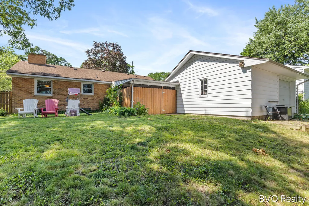 1843 Plymouth Terrace SE Grand Rapids City MI 49506