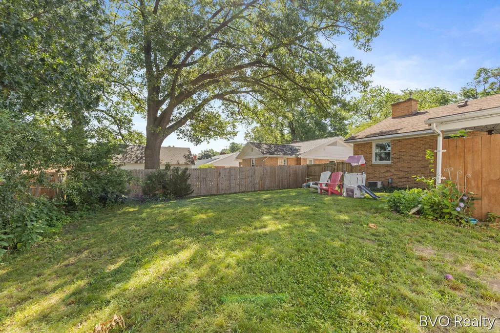 1843 Plymouth Terrace SE Grand Rapids City MI 49506
