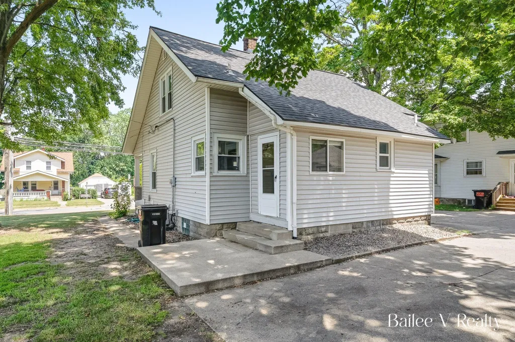 3964 Prairie Street SW Grandville City MI 49418