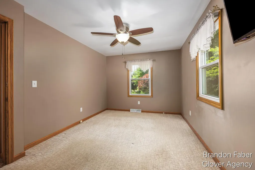 6660 Vinton Avenue NW Alpine Township MI 49321