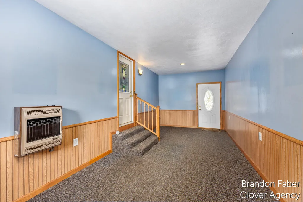 6660 Vinton Avenue NW Alpine Township MI 49321