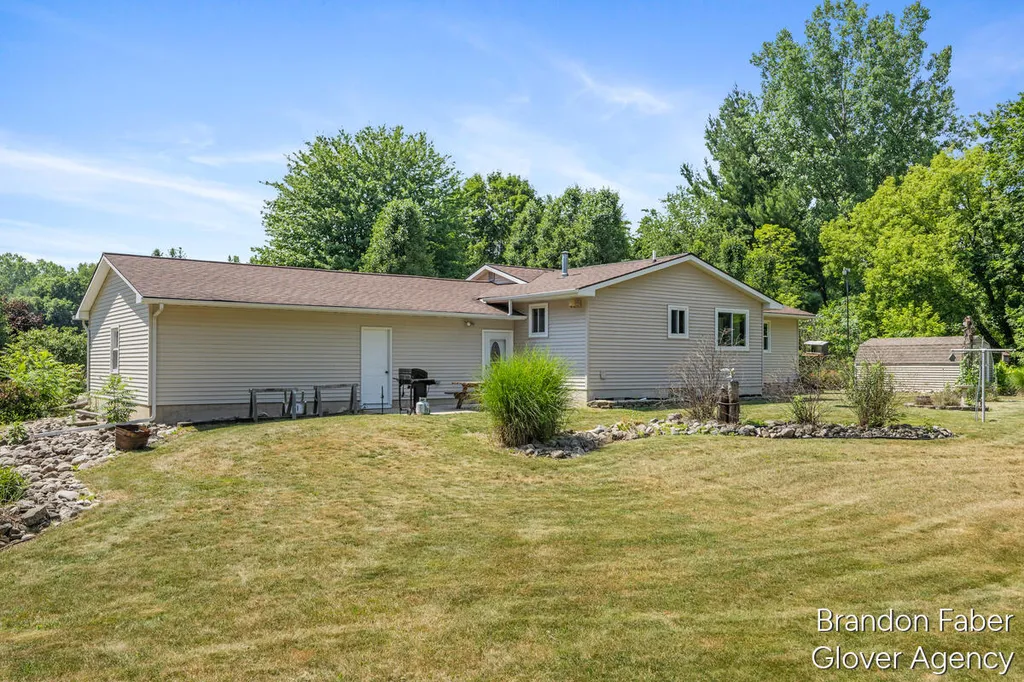 6660 Vinton Avenue NW Alpine Township MI 49321