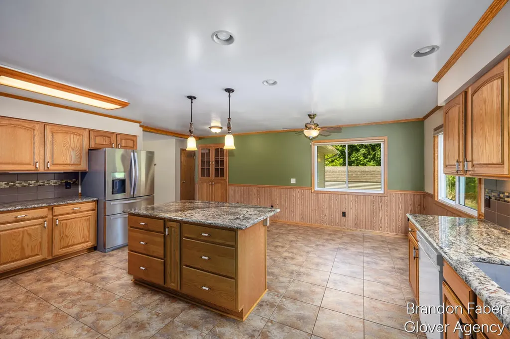 6660 Vinton Avenue NW Alpine Township MI 49321