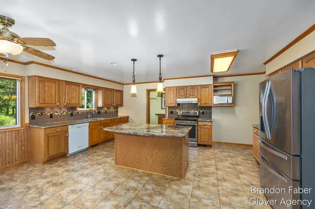 6660 Vinton Avenue NW Alpine Township MI 49321