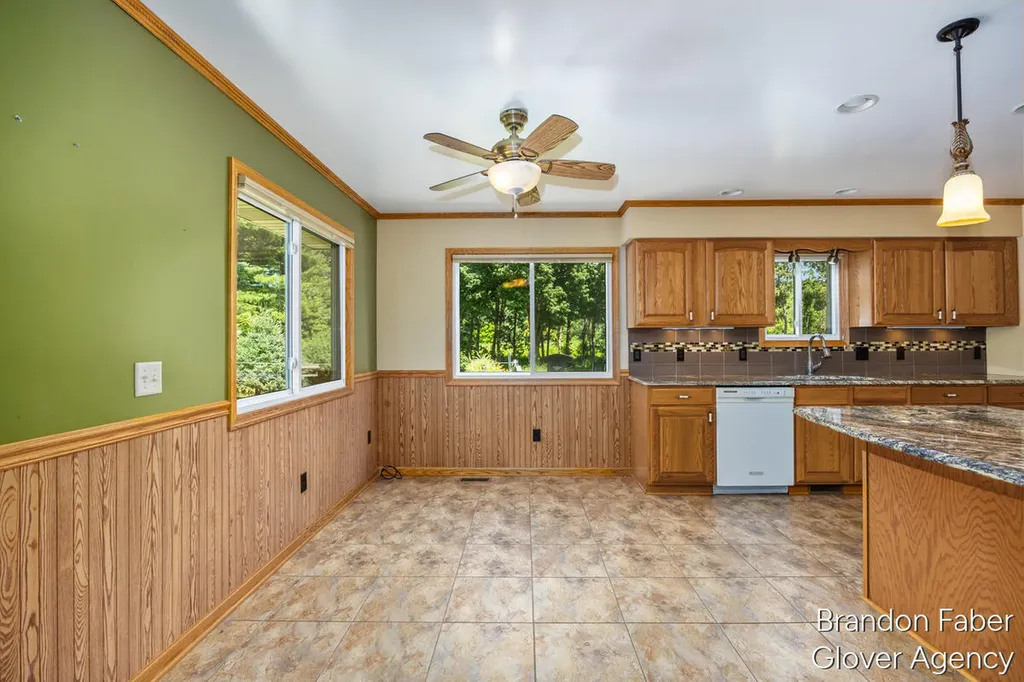 6660 Vinton Avenue NW Alpine Township MI 49321