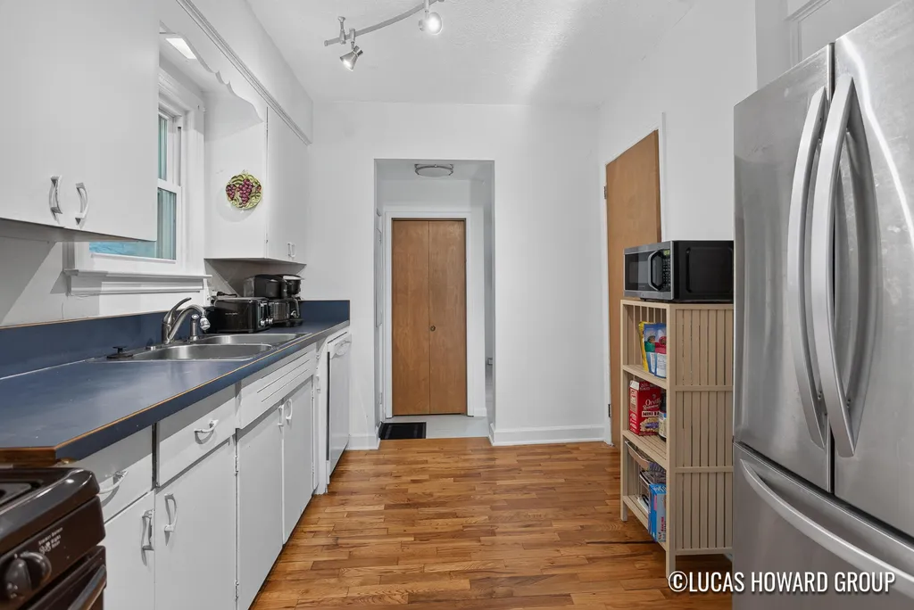 1045 Diamond Avenue NE Grand Rapids City MI 49503