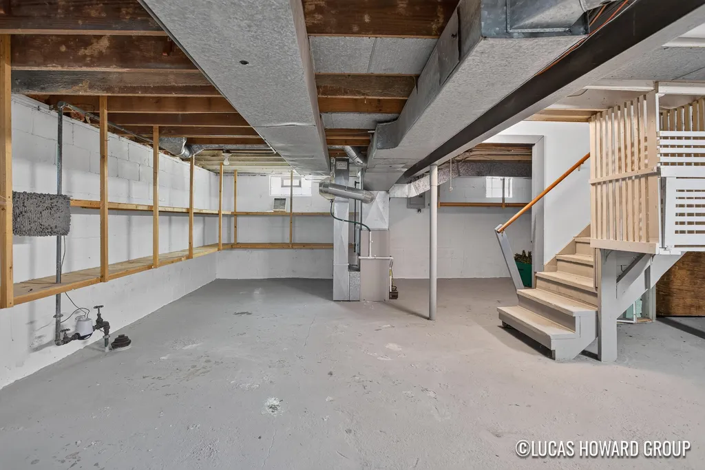 1045 Diamond Avenue NE Grand Rapids City MI 49503