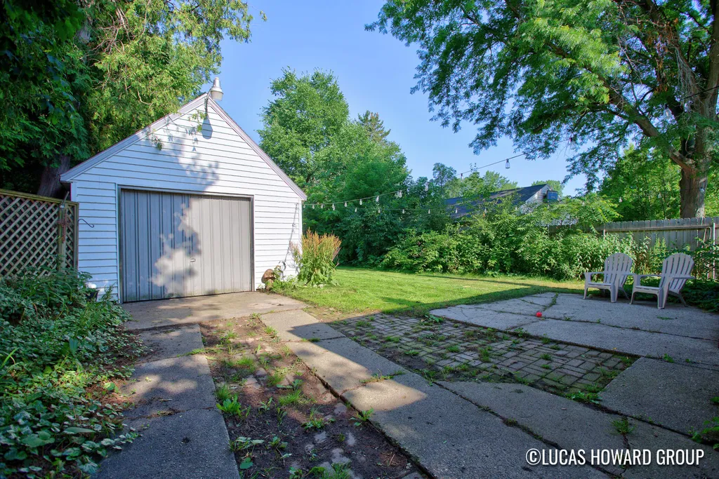 1045 Diamond Avenue NE Grand Rapids City MI 49503
