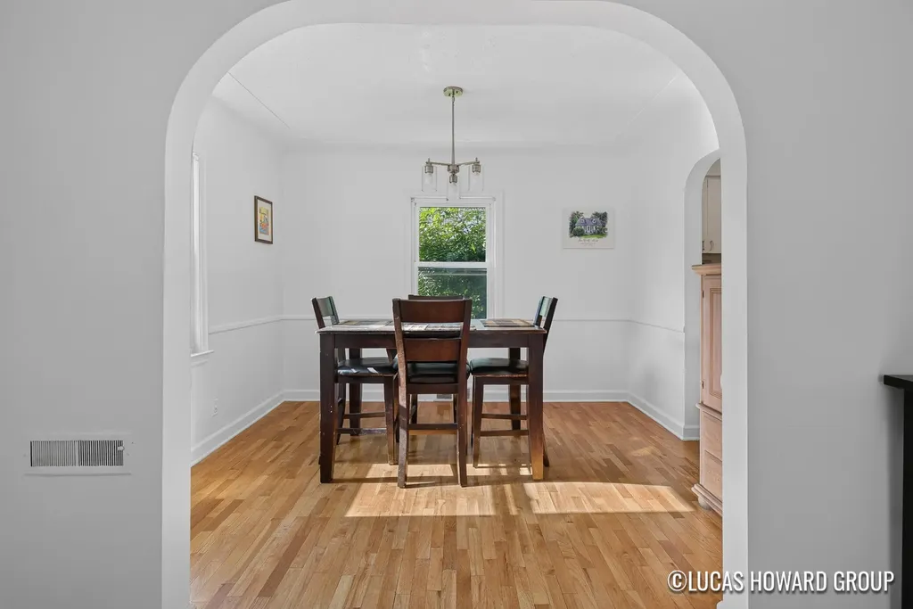 1045 Diamond Avenue NE Grand Rapids City MI 49503