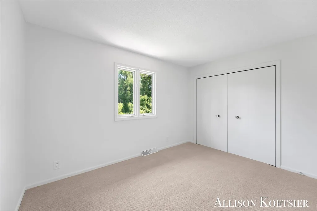 3890 Walker Avenue NW Alpine Township MI 49544