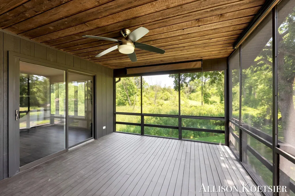 3890 Walker Avenue NW Alpine Township MI 49544