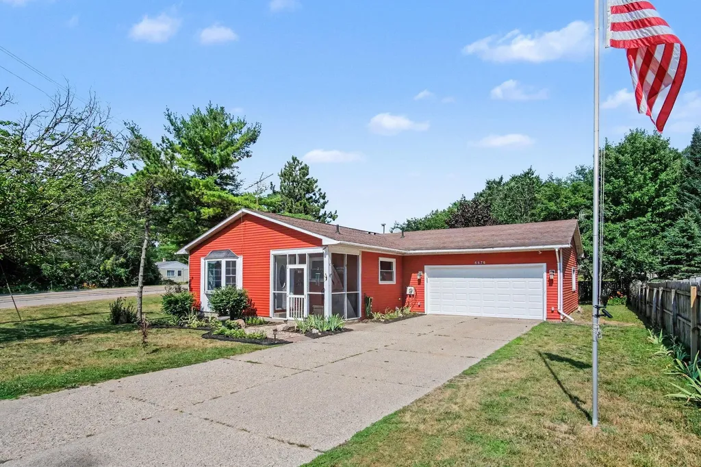 6676 Naontah Trail NE Cannon Township MI 49341