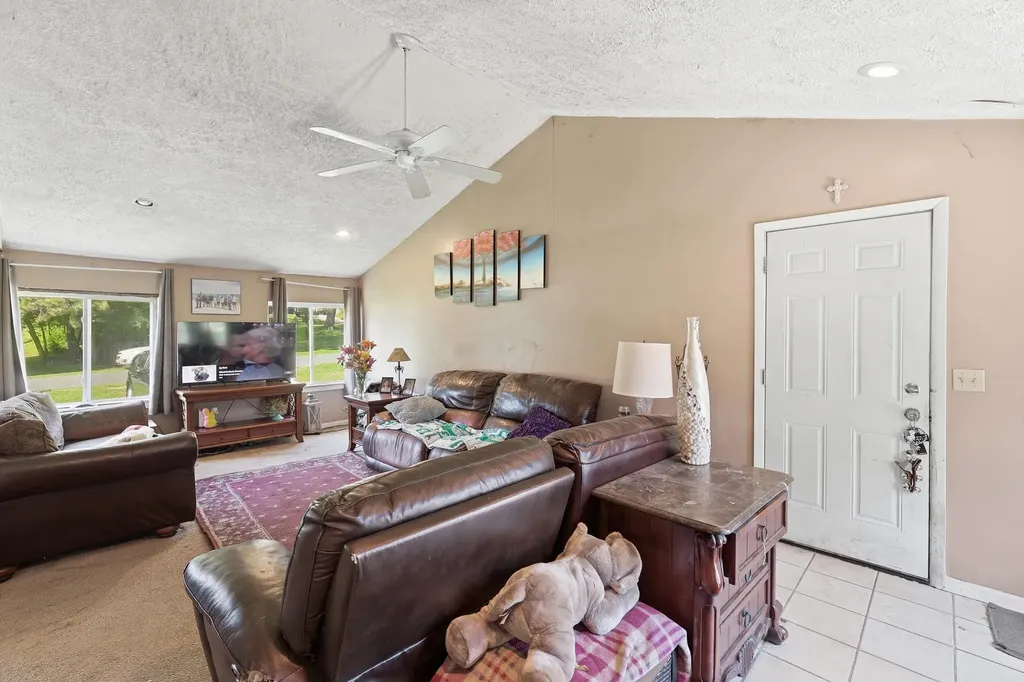 209 Cardinal Avenue Bedford Charter Township MI 49037