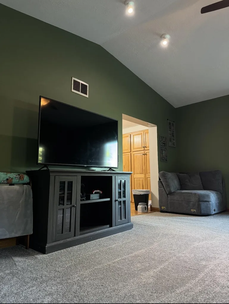 9462 E Colby Road Crystal Township MI 48818