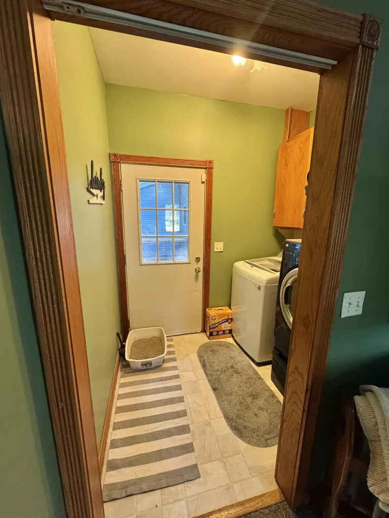 9462 E Colby Road Crystal Township MI 48818