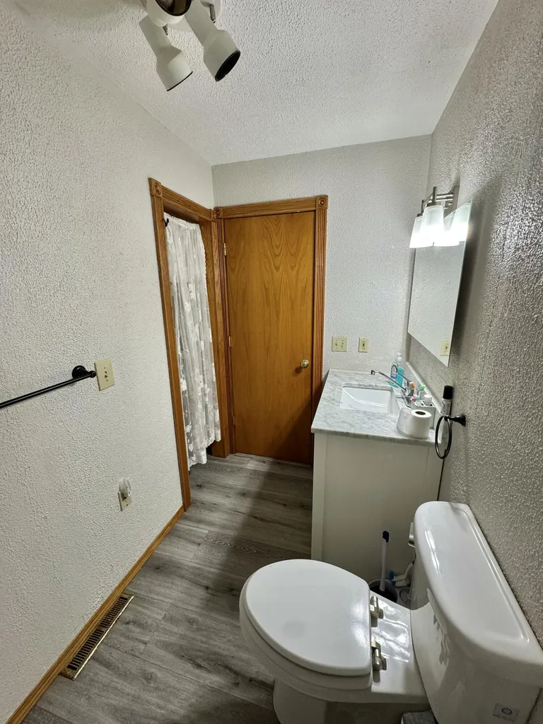 9462 E Colby Road Crystal Township MI 48818