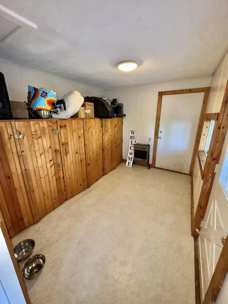 9462 E Colby Road Crystal Township MI 48818