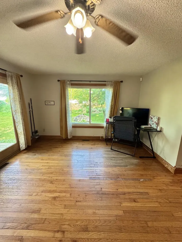 9462 E Colby Road Crystal Township MI 48818