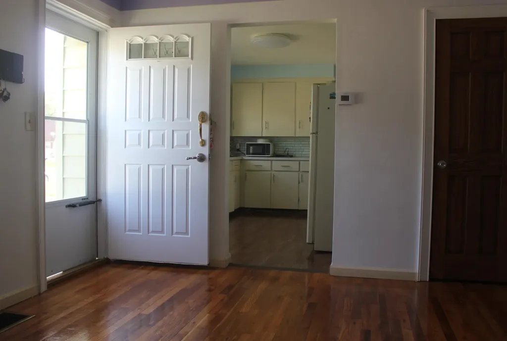 246 Maplelawn Street SW Wyoming City MI 49548