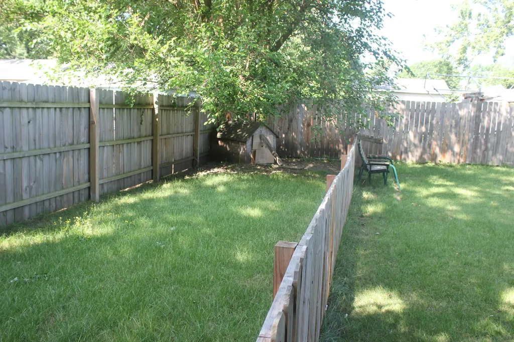 246 Maplelawn Street SW Wyoming City MI 49548