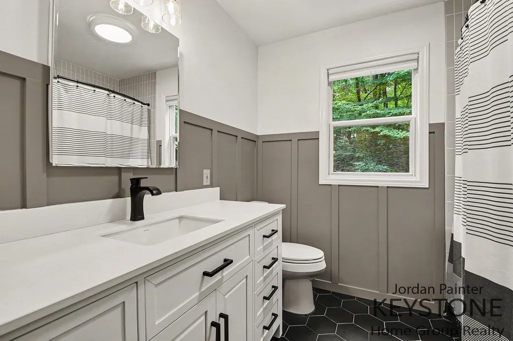 58 Sagamore Trail SE Vergennes Township MI 49331
