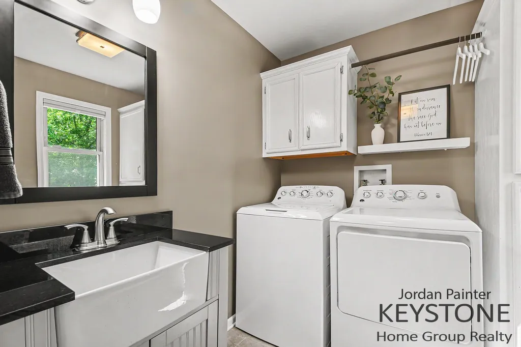 58 Sagamore Trail SE Vergennes Township MI 49331