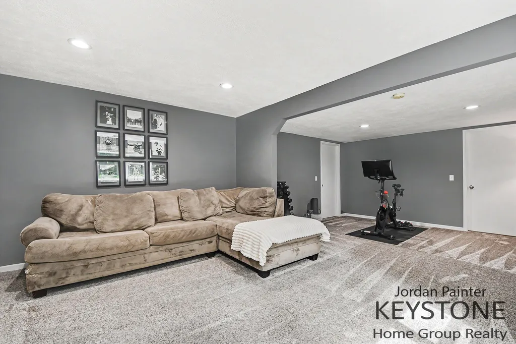 58 Sagamore Trail SE Vergennes Township MI 49331