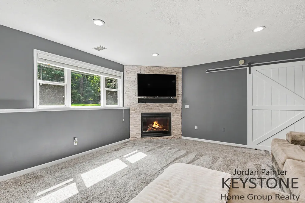 58 Sagamore Trail SE Vergennes Township MI 49331
