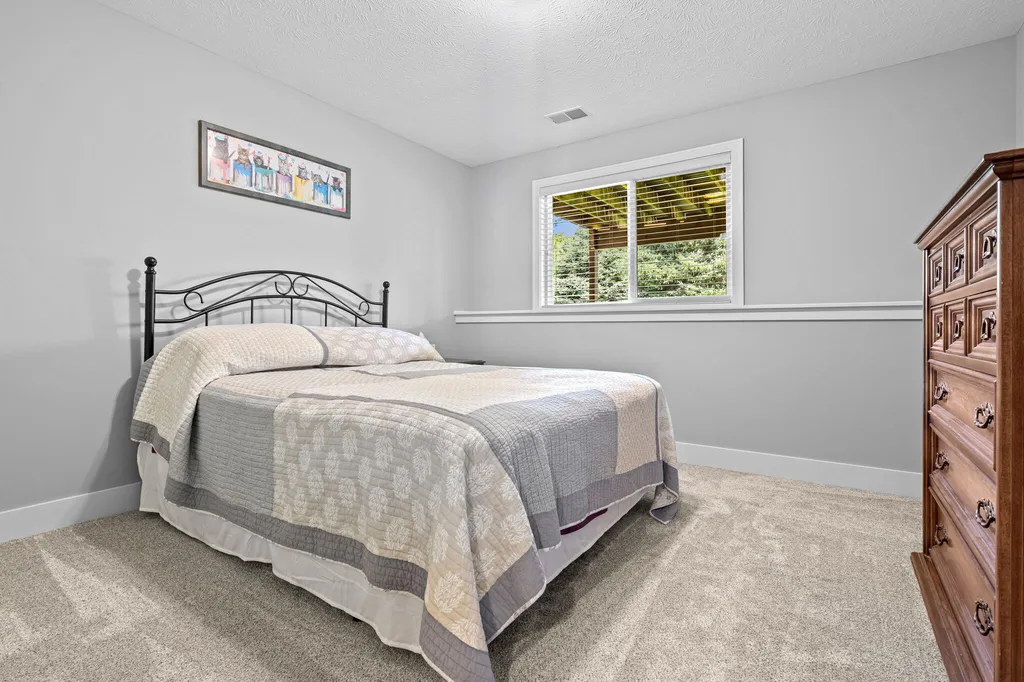 6169 Bellflower Court SE Caledonia Township MI 49316