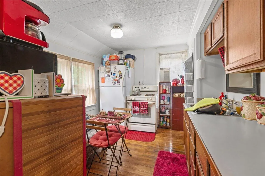 50 S Union Street NW Sparta Village MI 49345