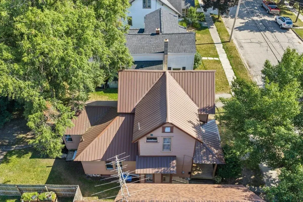 50 S Union Street NW Sparta Village MI 49345