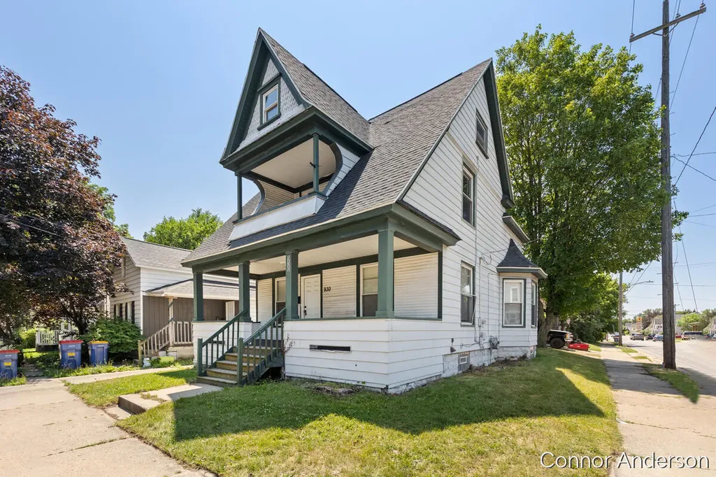930 1st Street NW Grand Rapids City MI 49504