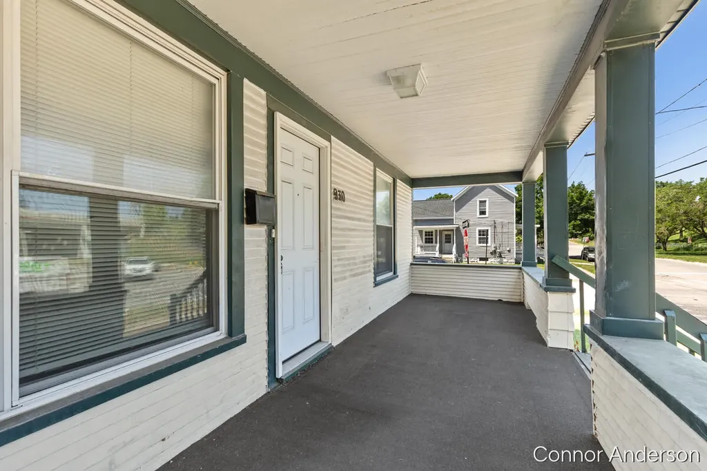 930 1st Street NW Grand Rapids City MI 49504
