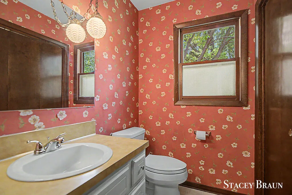 2136 Rolling Hills Drive SE Grand Rapids City MI 49546